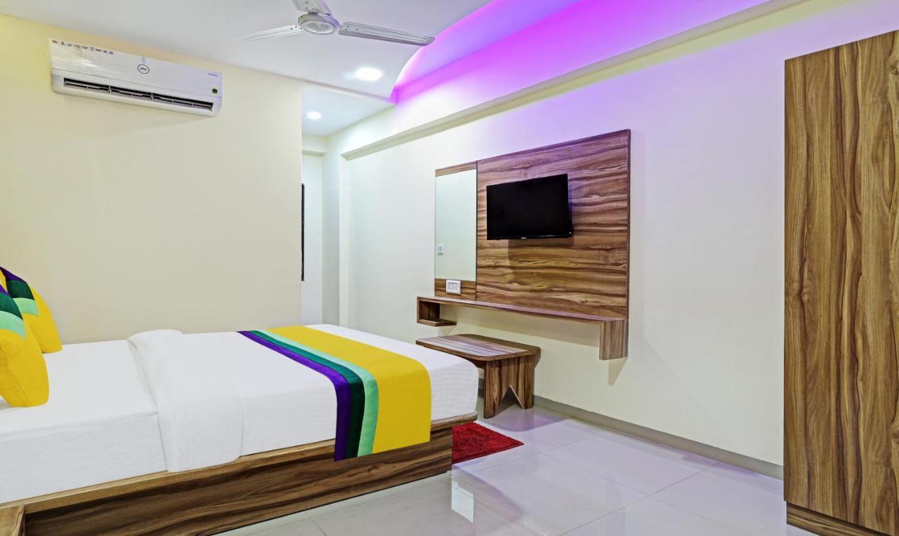 Itsy Hotels Rk Palace Vadodara Exterior foto